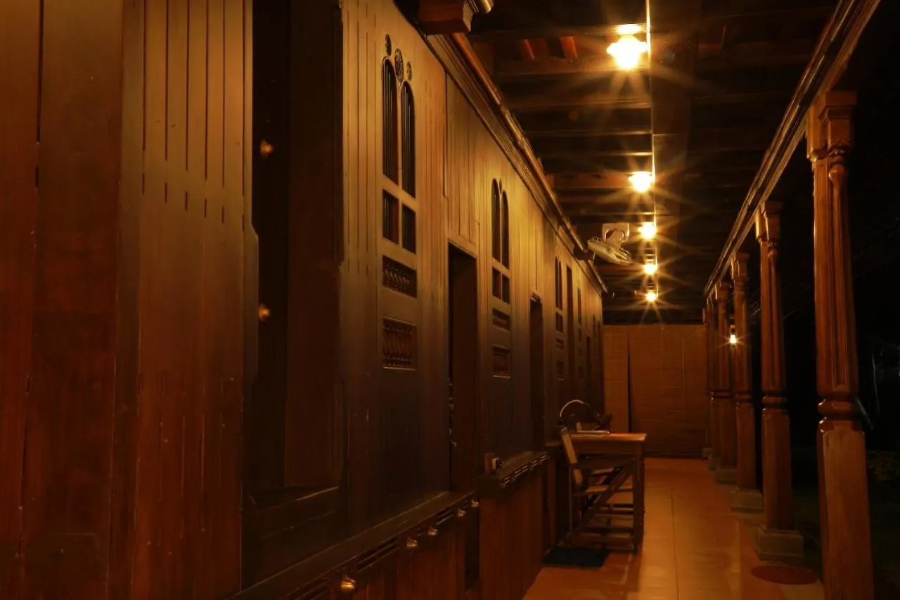 Homestay Kuttichira Heritage Home Alappuzha India